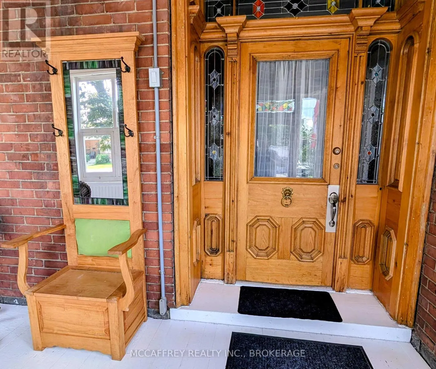 15 GRAHAM STREET E