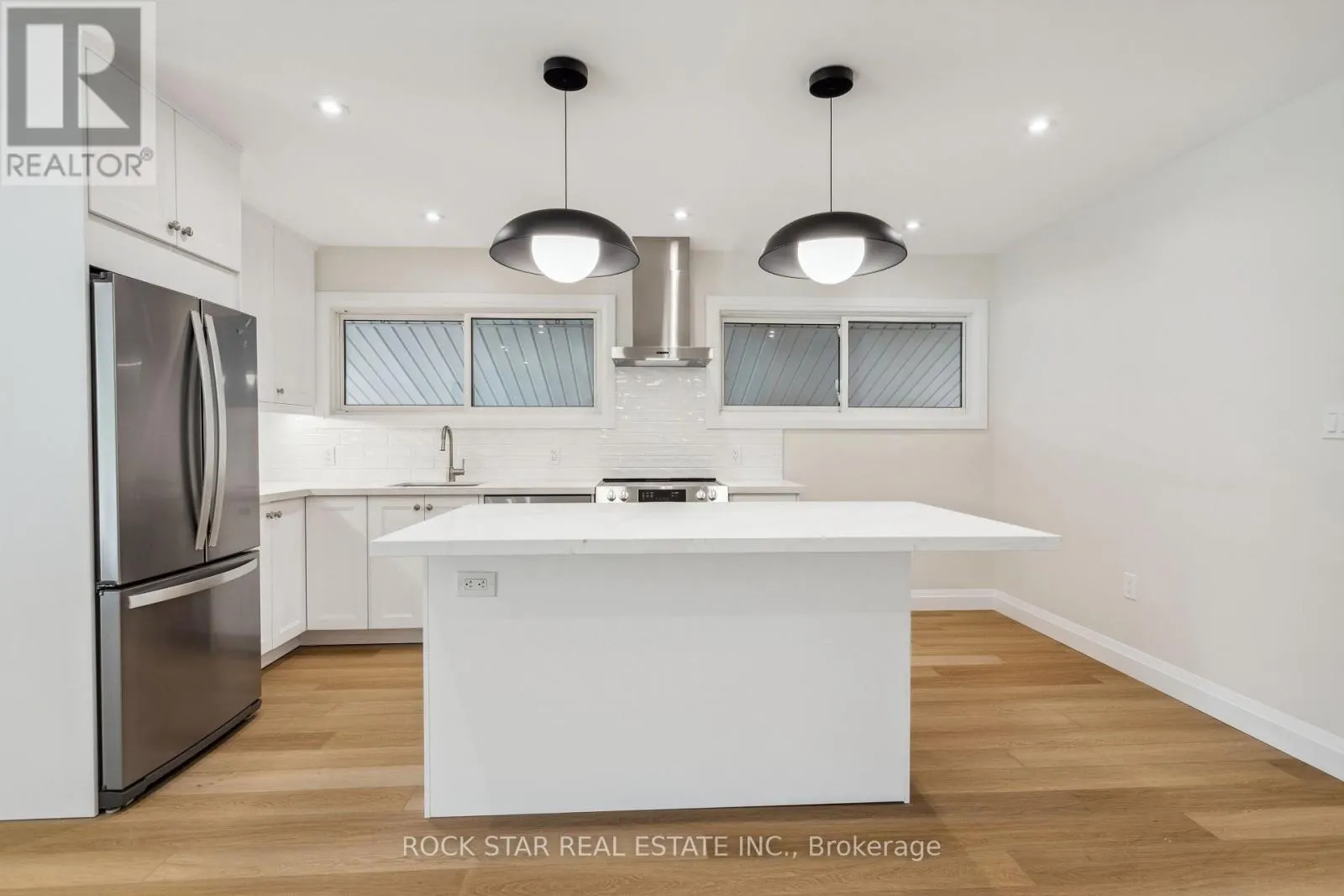 MAIN - 121 TOBY CRESCENT