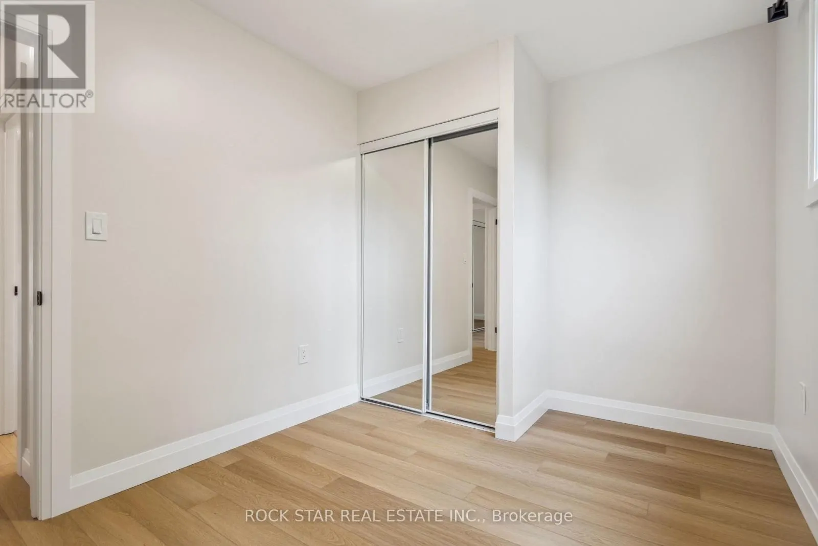 MAIN - 121 TOBY CRESCENT