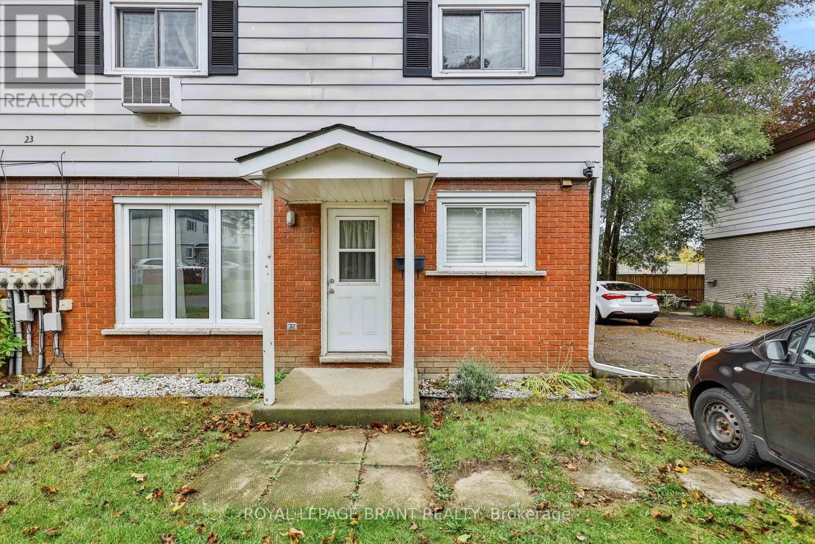 23 BRENDA COURT