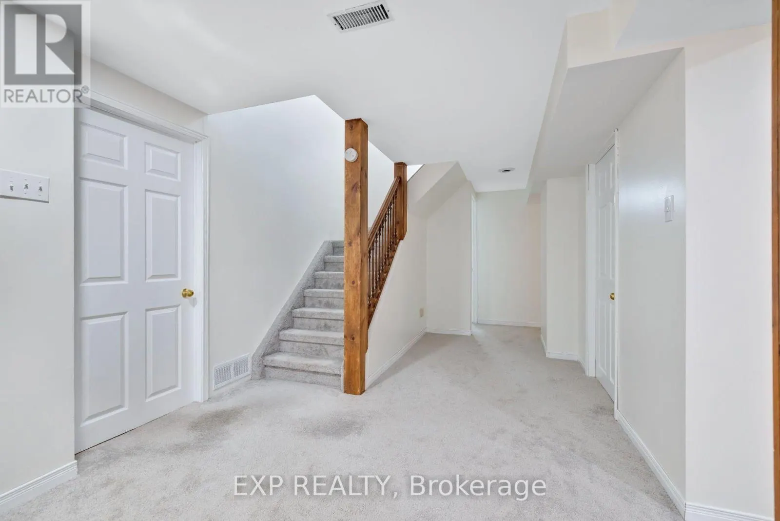 103 FLAMBOROUGH WAY