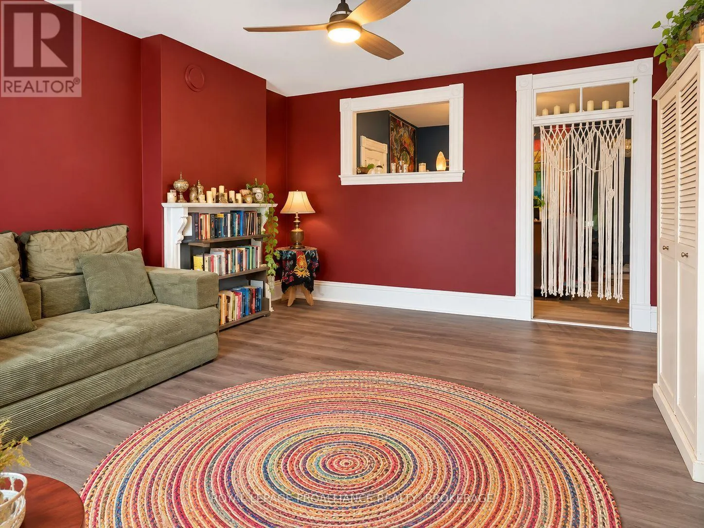 3 - 33 KING STREET W #3