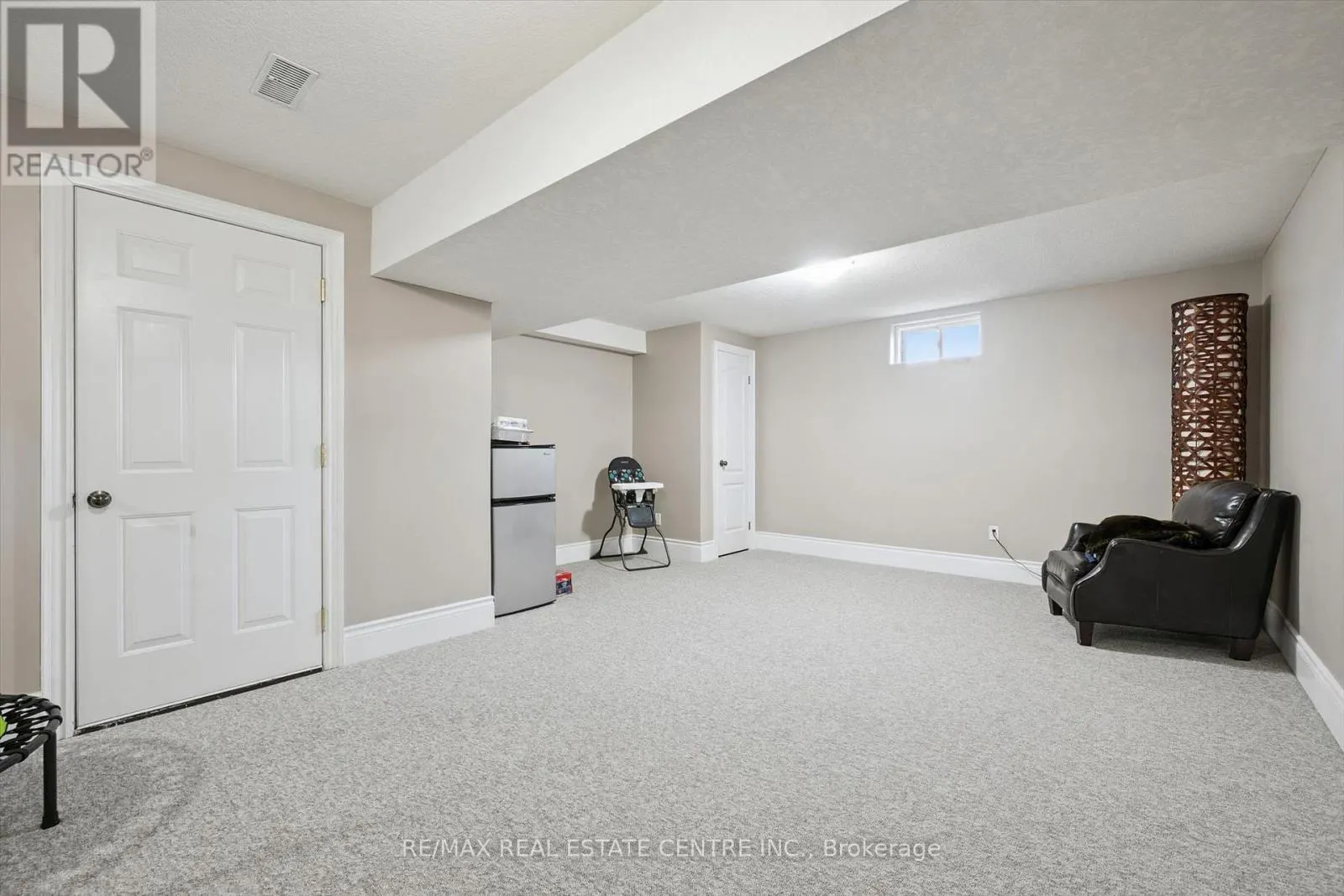 332 SCENIC DRIVE