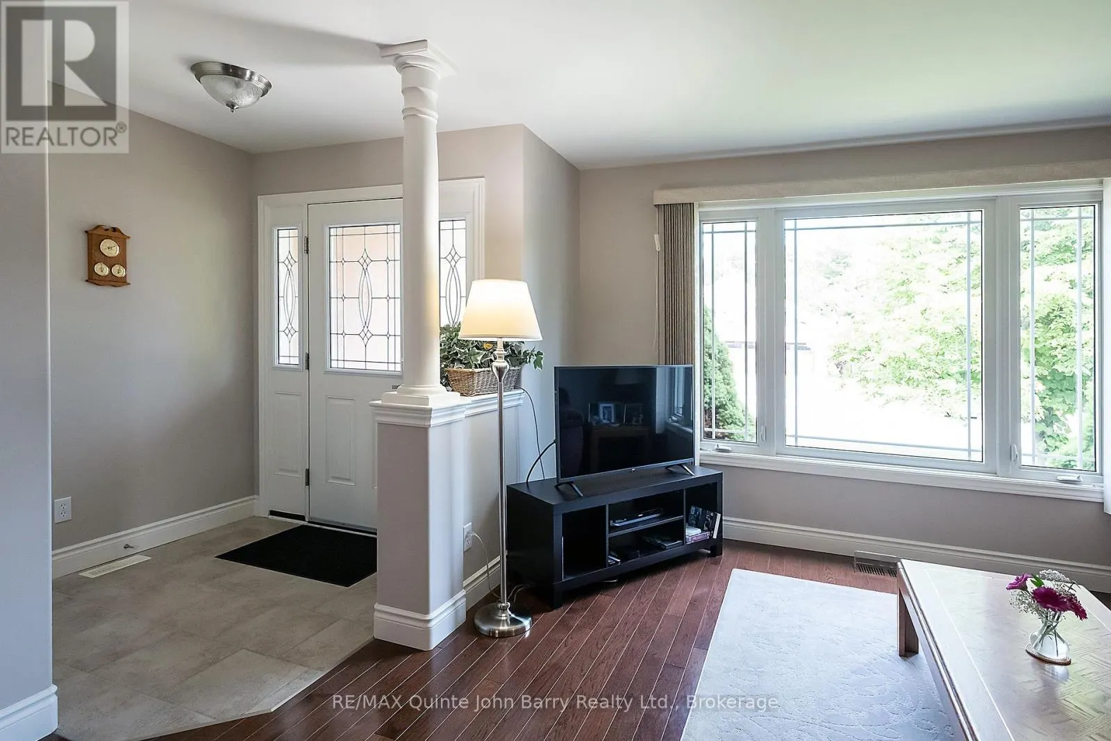 4 ALGONQUIN AVENUE