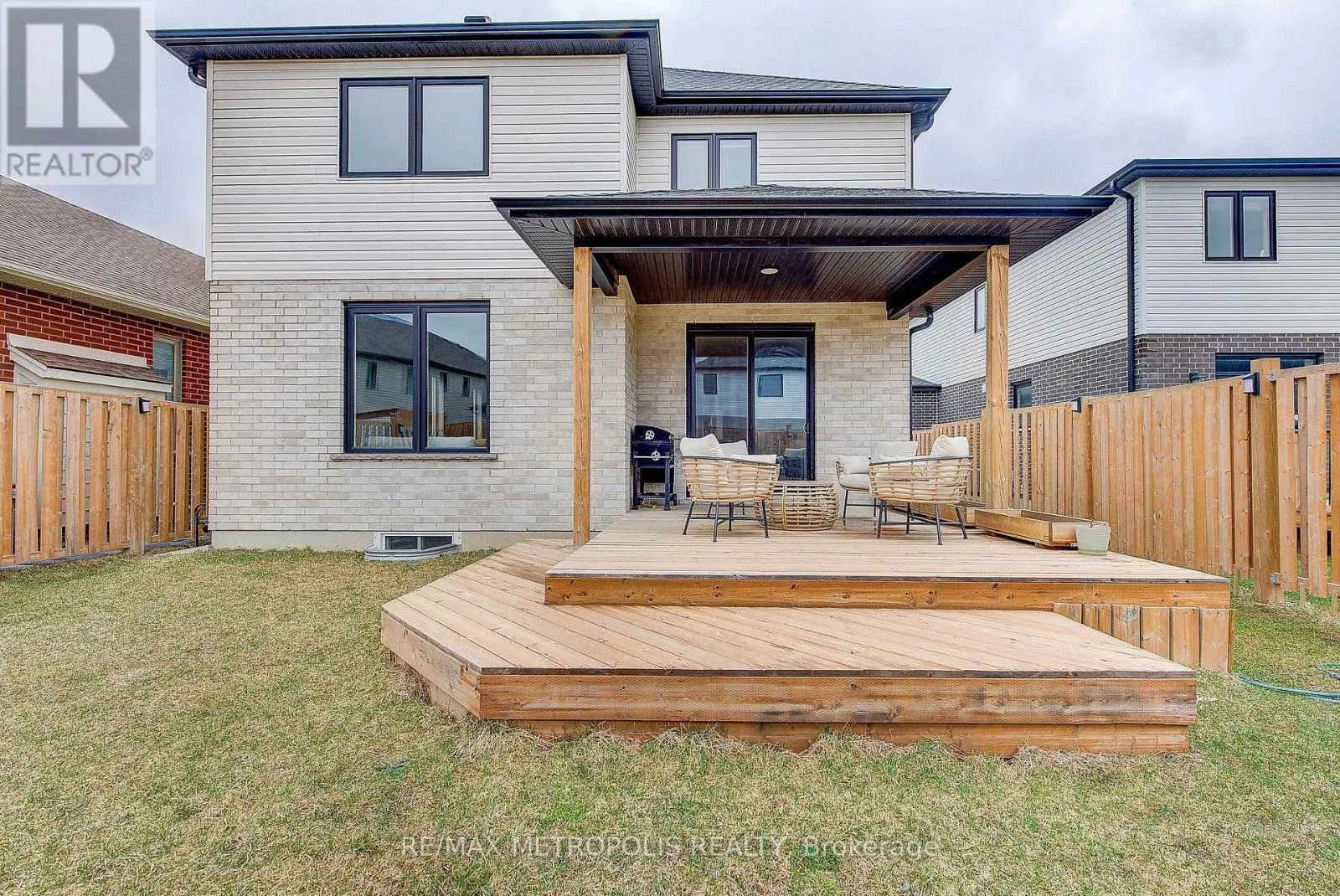 1480 MEDWAY PARK DRIVE