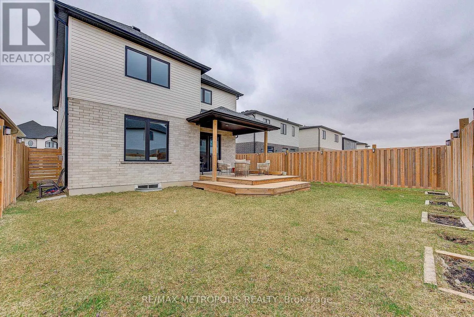 1480 MEDWAY PARK DRIVE