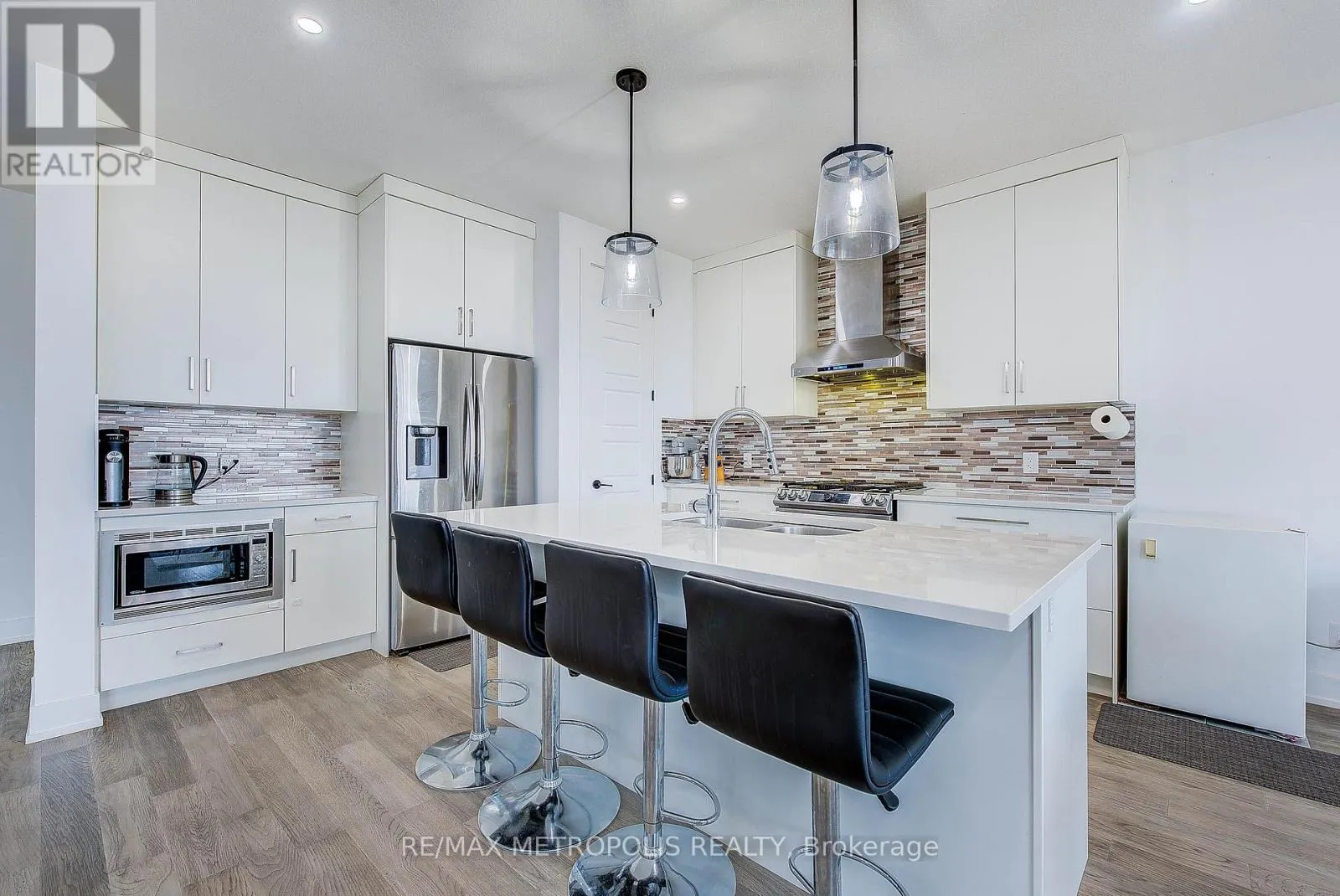 1480 MEDWAY PARK DRIVE