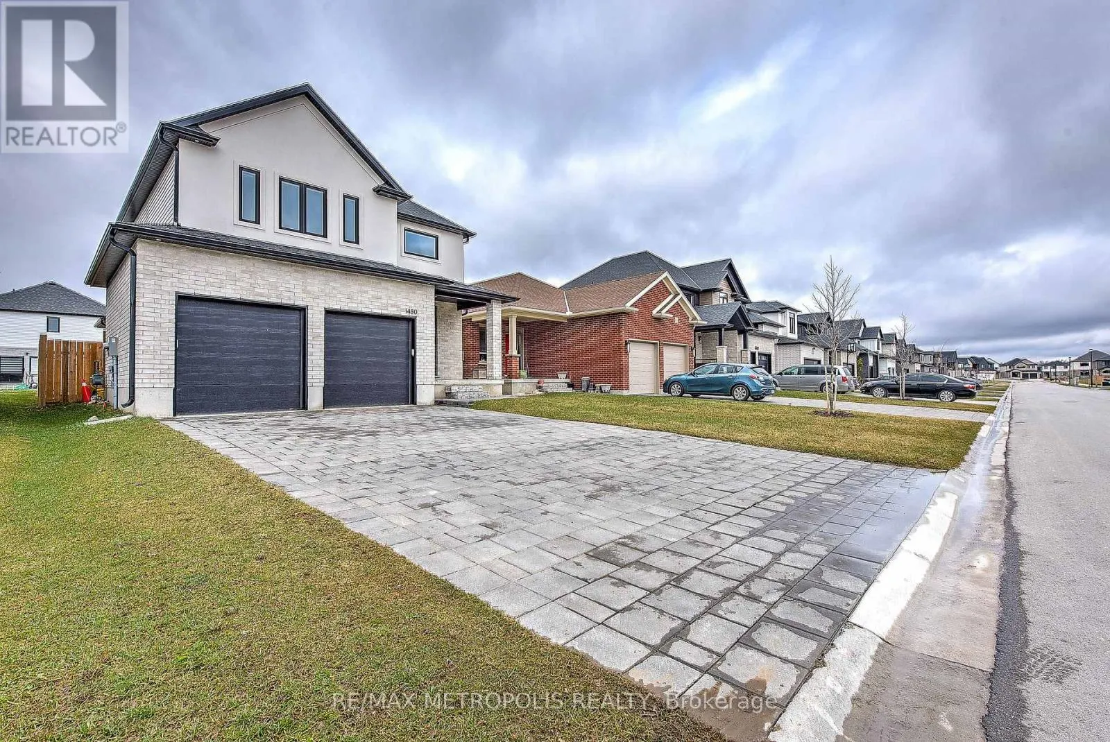 1480 MEDWAY PARK DRIVE