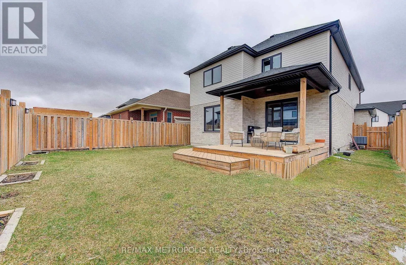 1480 MEDWAY PARK DRIVE