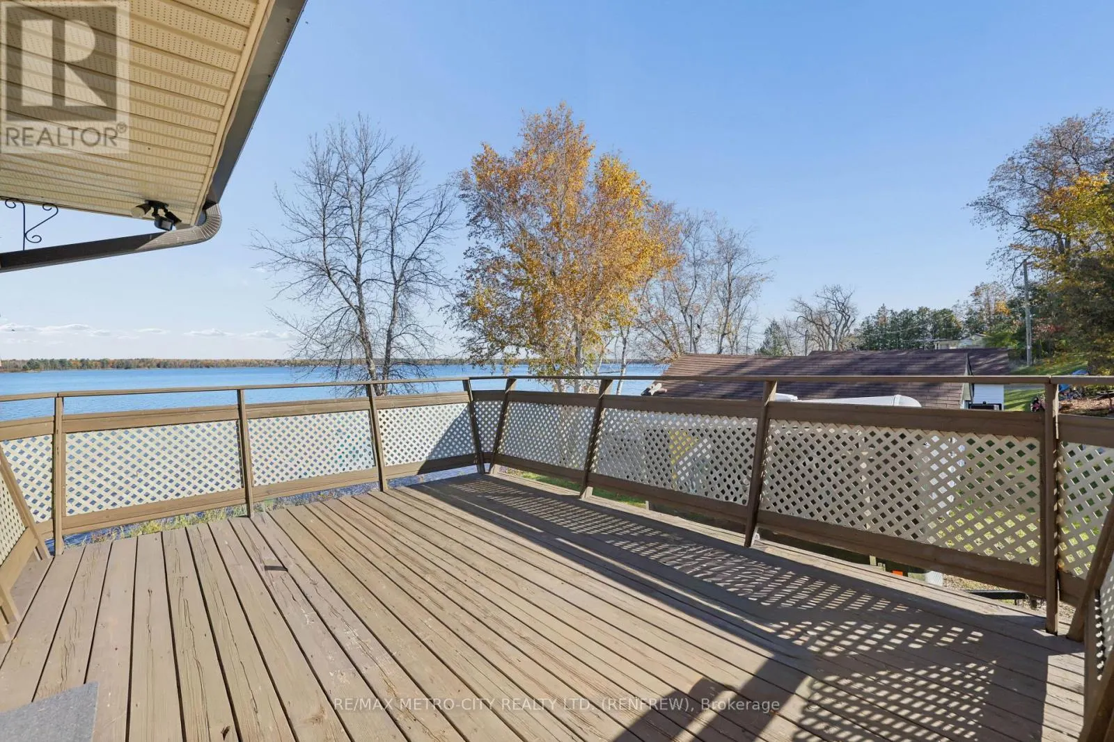 36 GRANDVIEW LANE