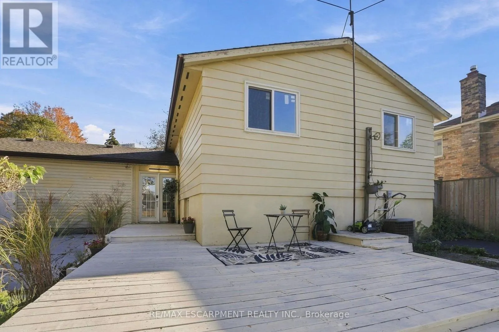 84 ELGAR AVENUE