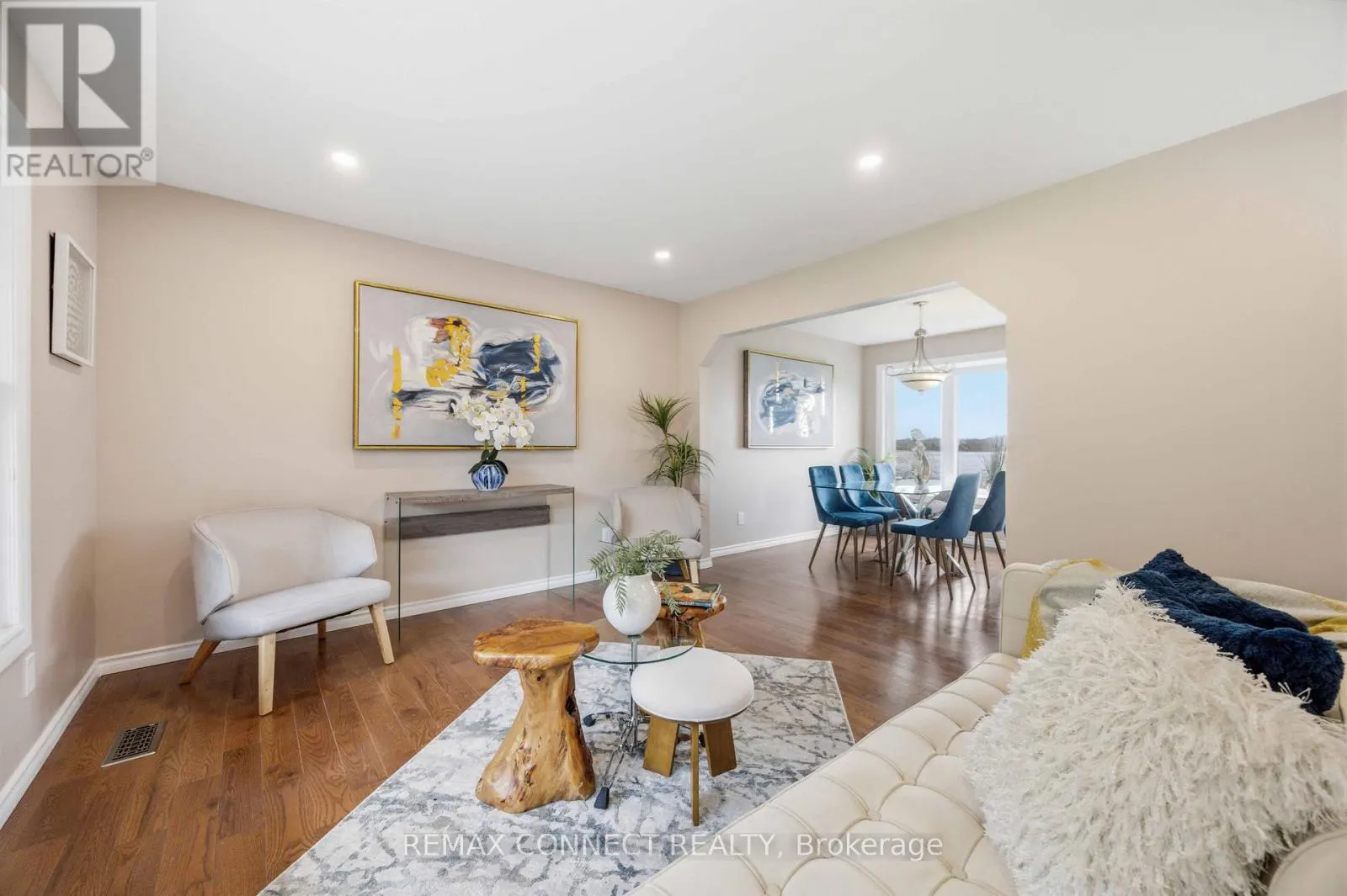 36 HELEN DRIVE