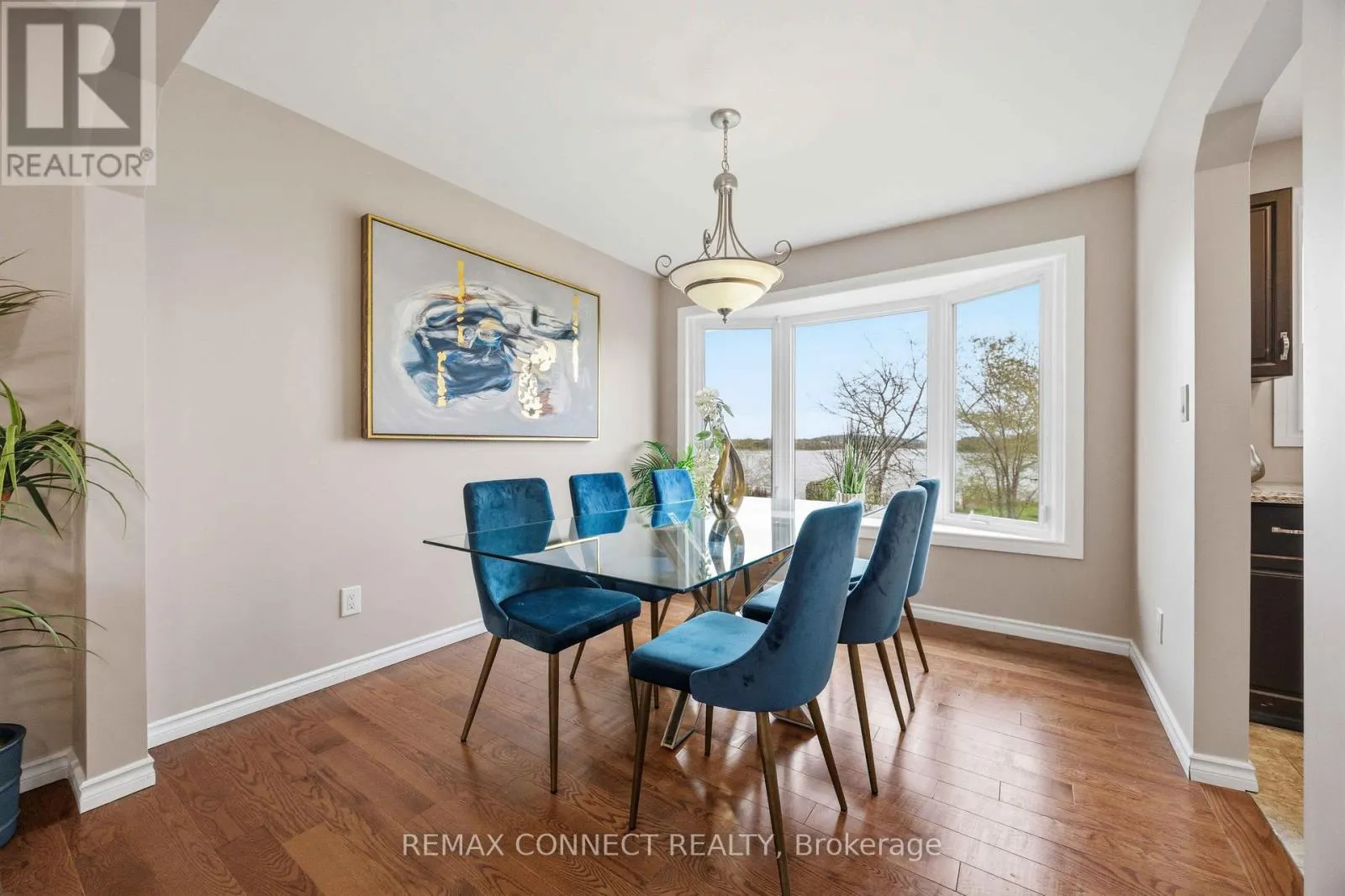36 HELEN DRIVE