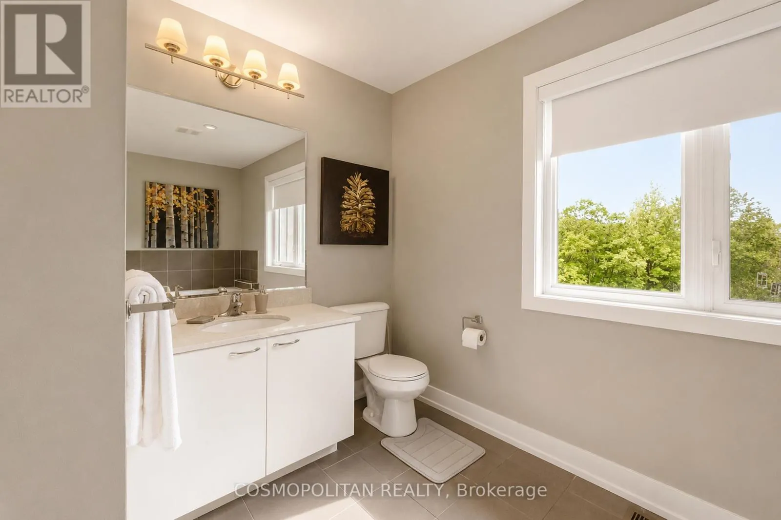 67 ROCKMOUNT CRESCENT
