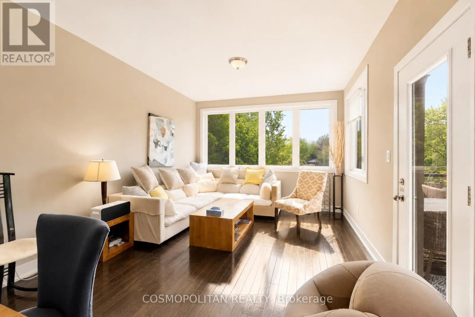 67 ROCKMOUNT CRESCENT
