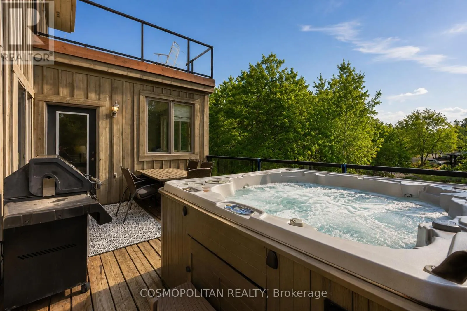 67 ROCKMOUNT CRESCENT