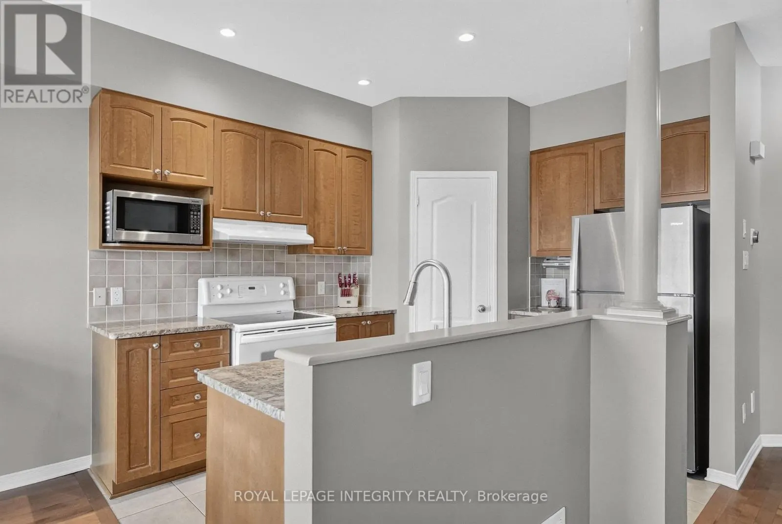 1764 PLAINRIDGE CRESCENT
