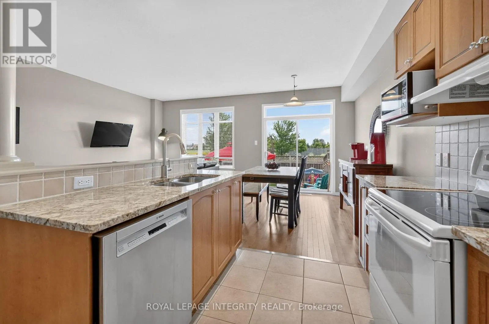 1764 PLAINRIDGE CRESCENT