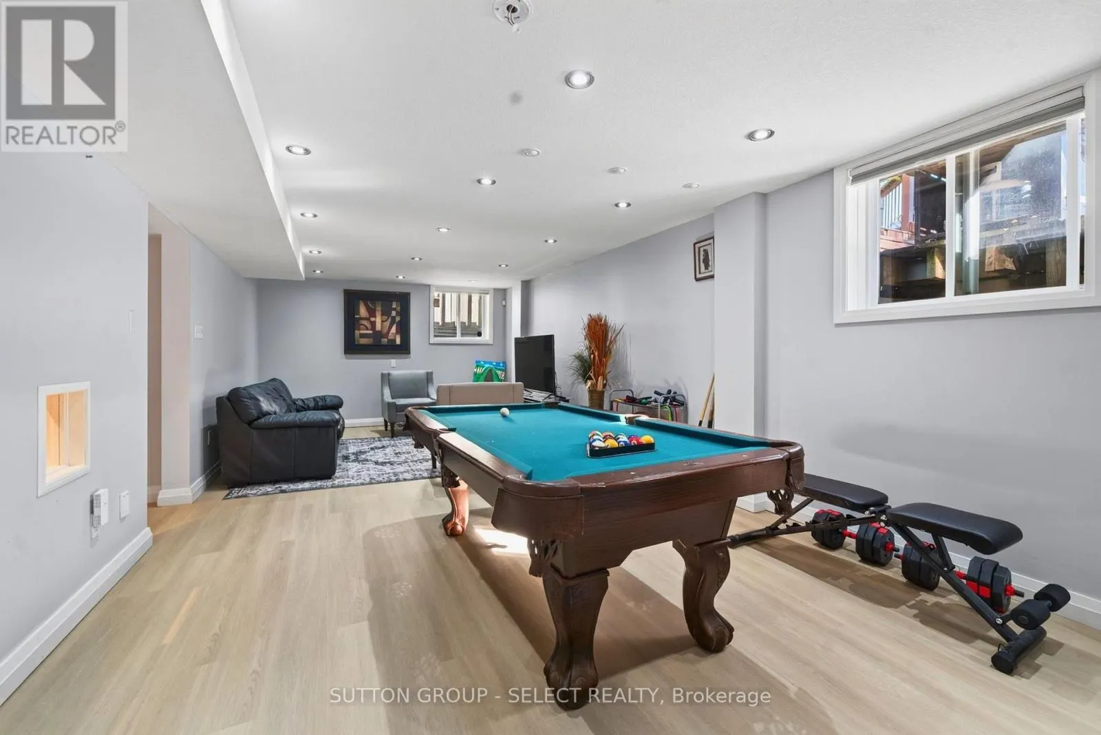 563 FIREFLY DRIVE