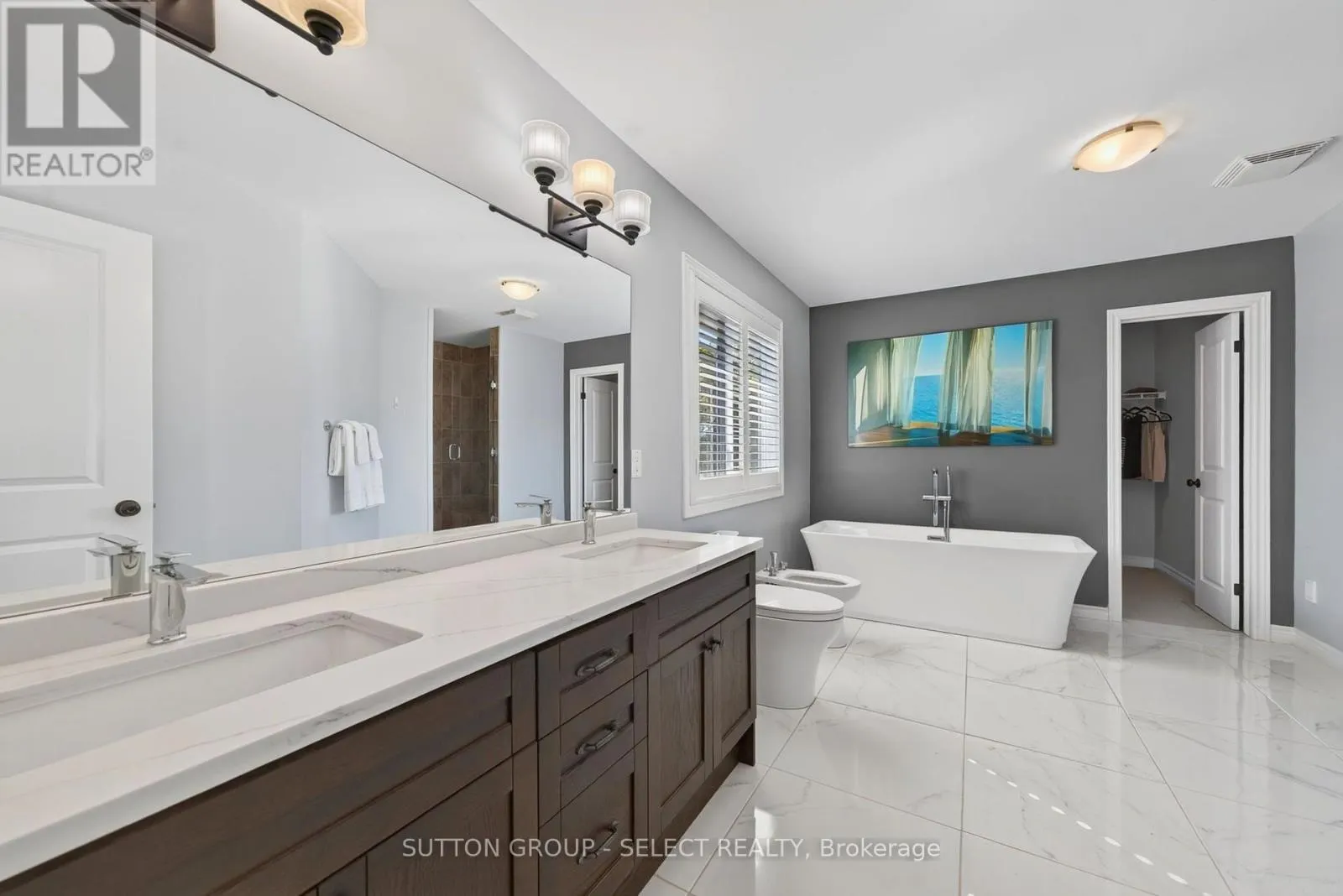 563 FIREFLY DRIVE