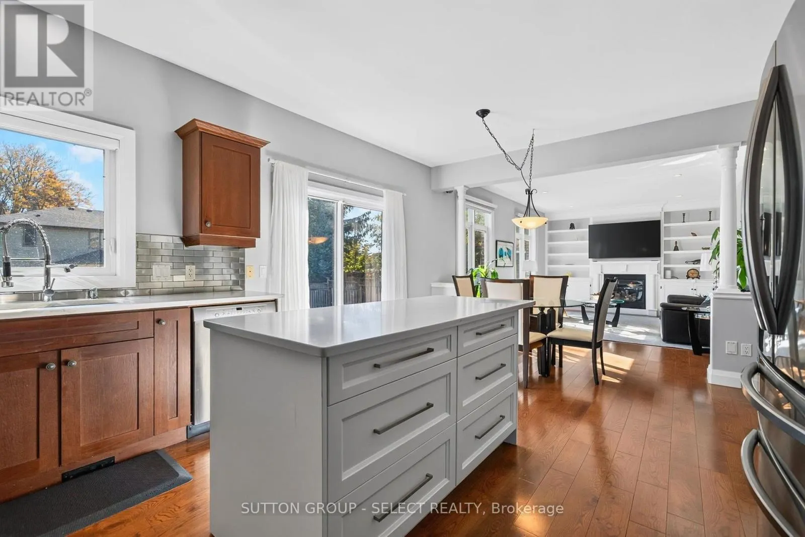 563 FIREFLY DRIVE