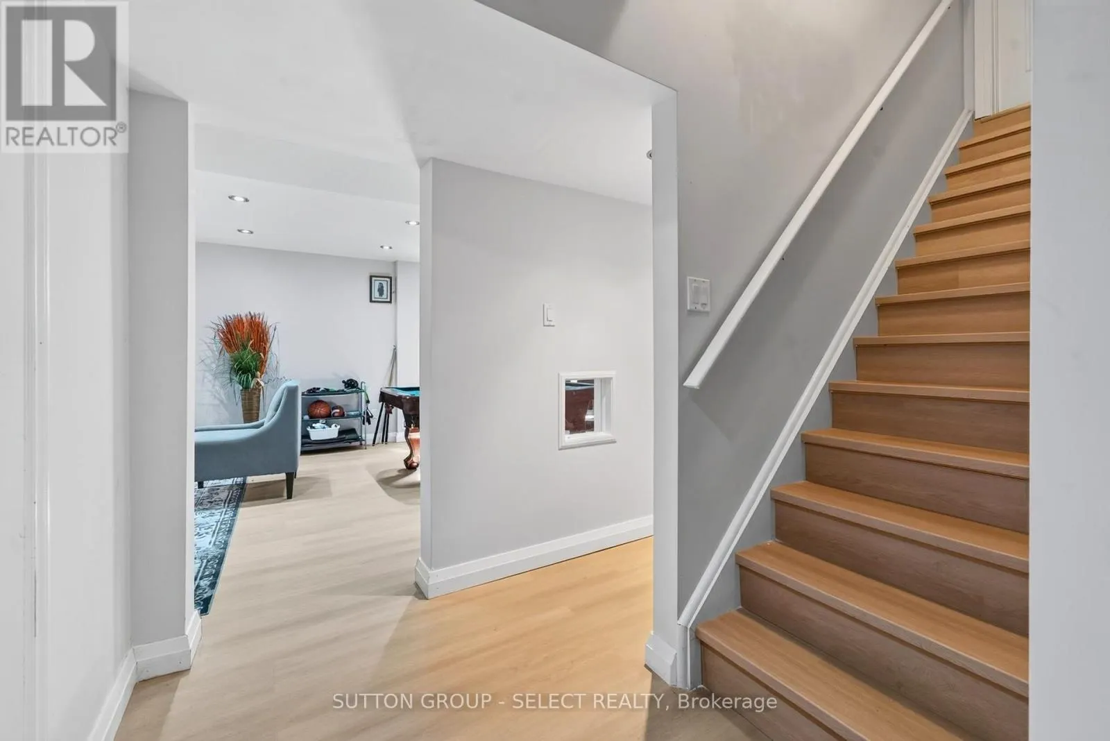 563 FIREFLY DRIVE