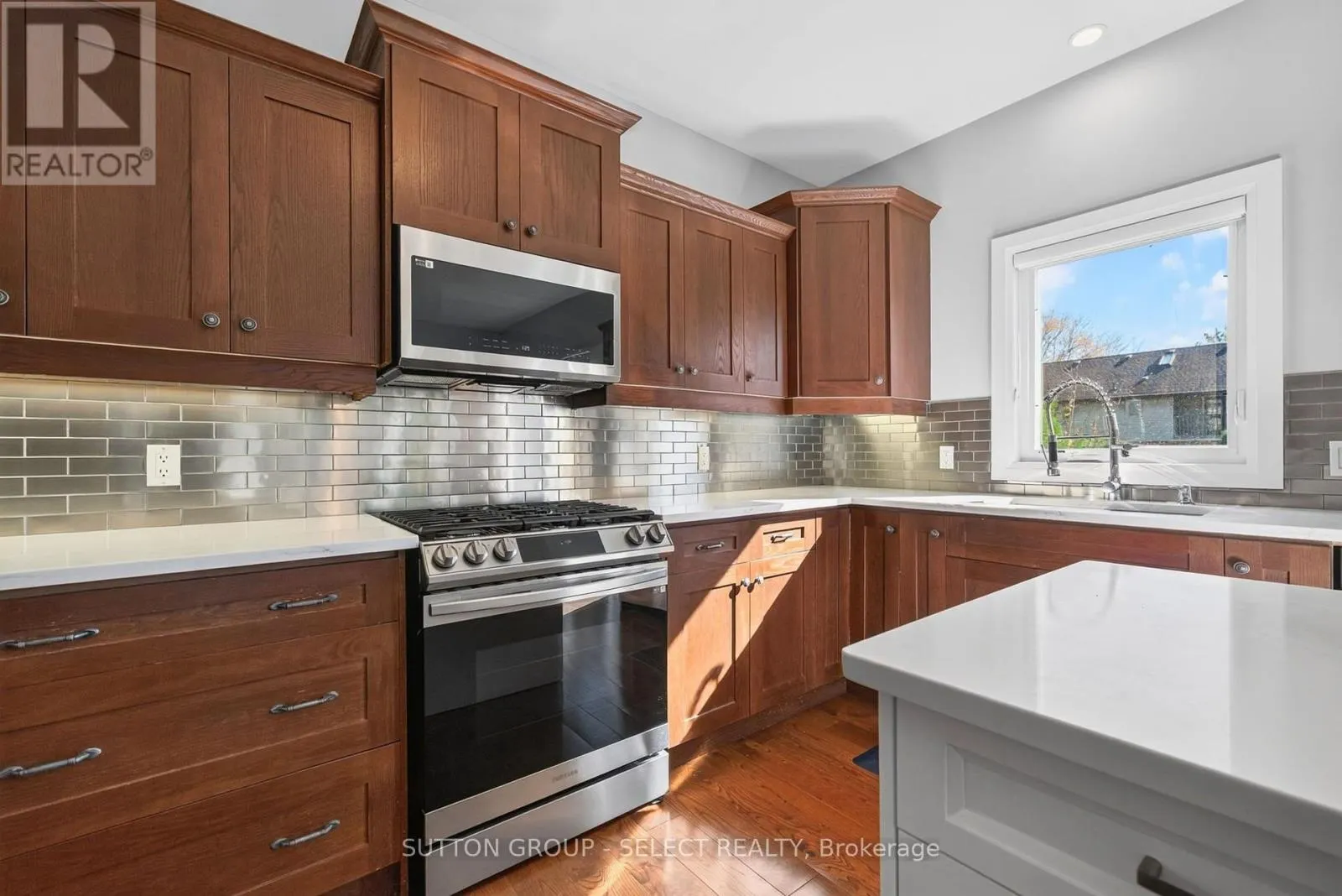 563 FIREFLY DRIVE