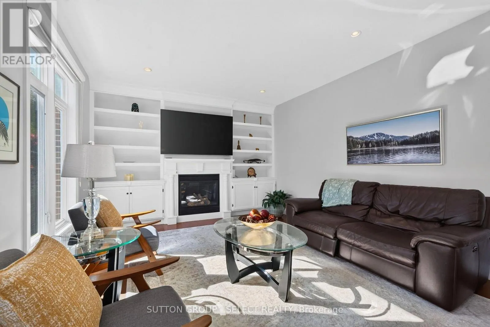 563 FIREFLY DRIVE