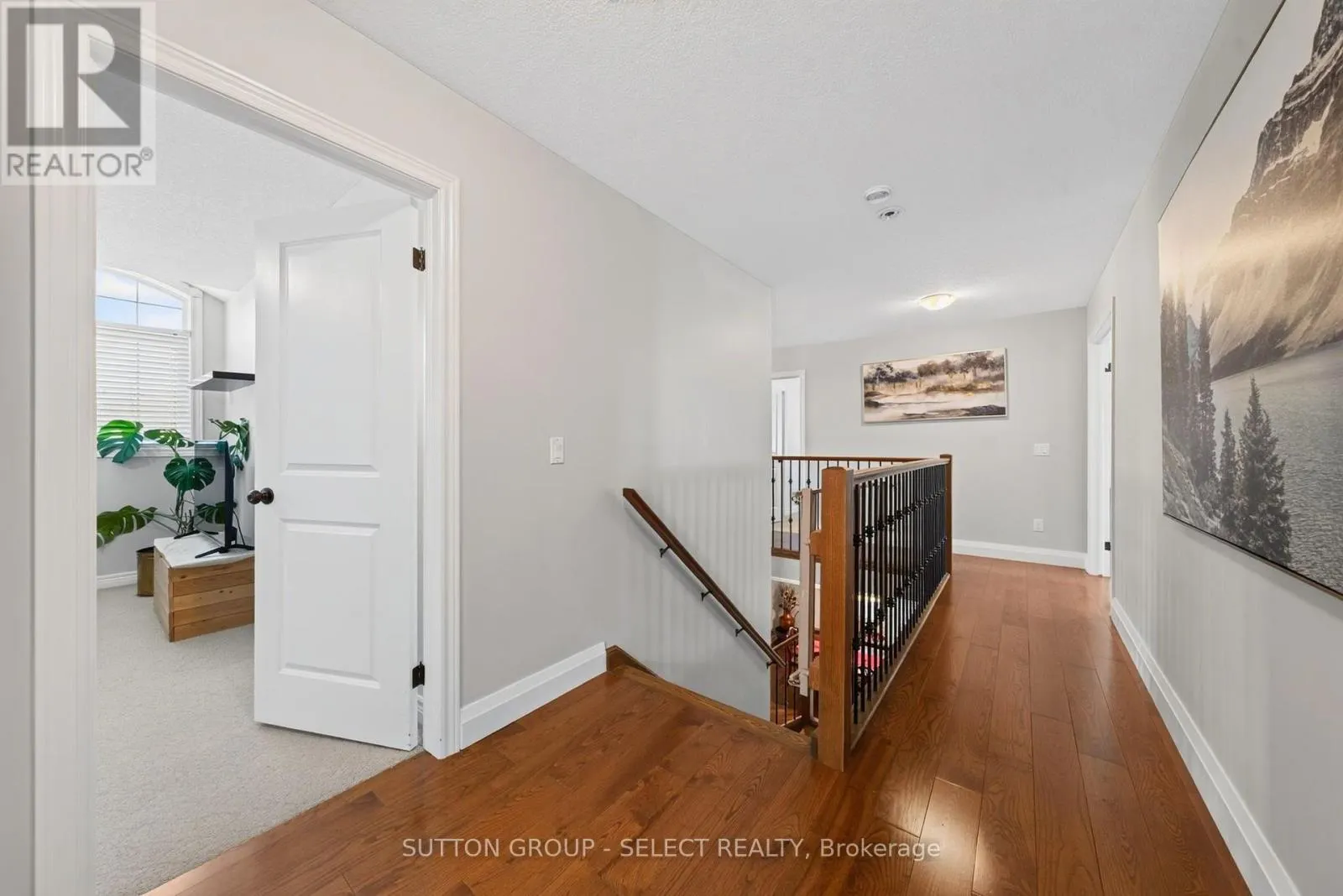 563 FIREFLY DRIVE
