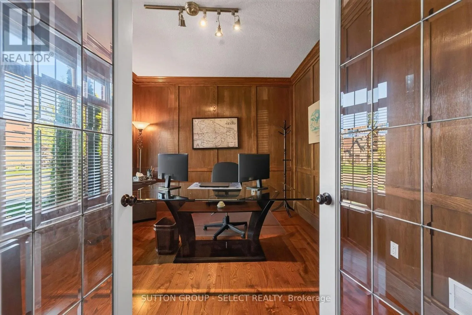 563 FIREFLY DRIVE