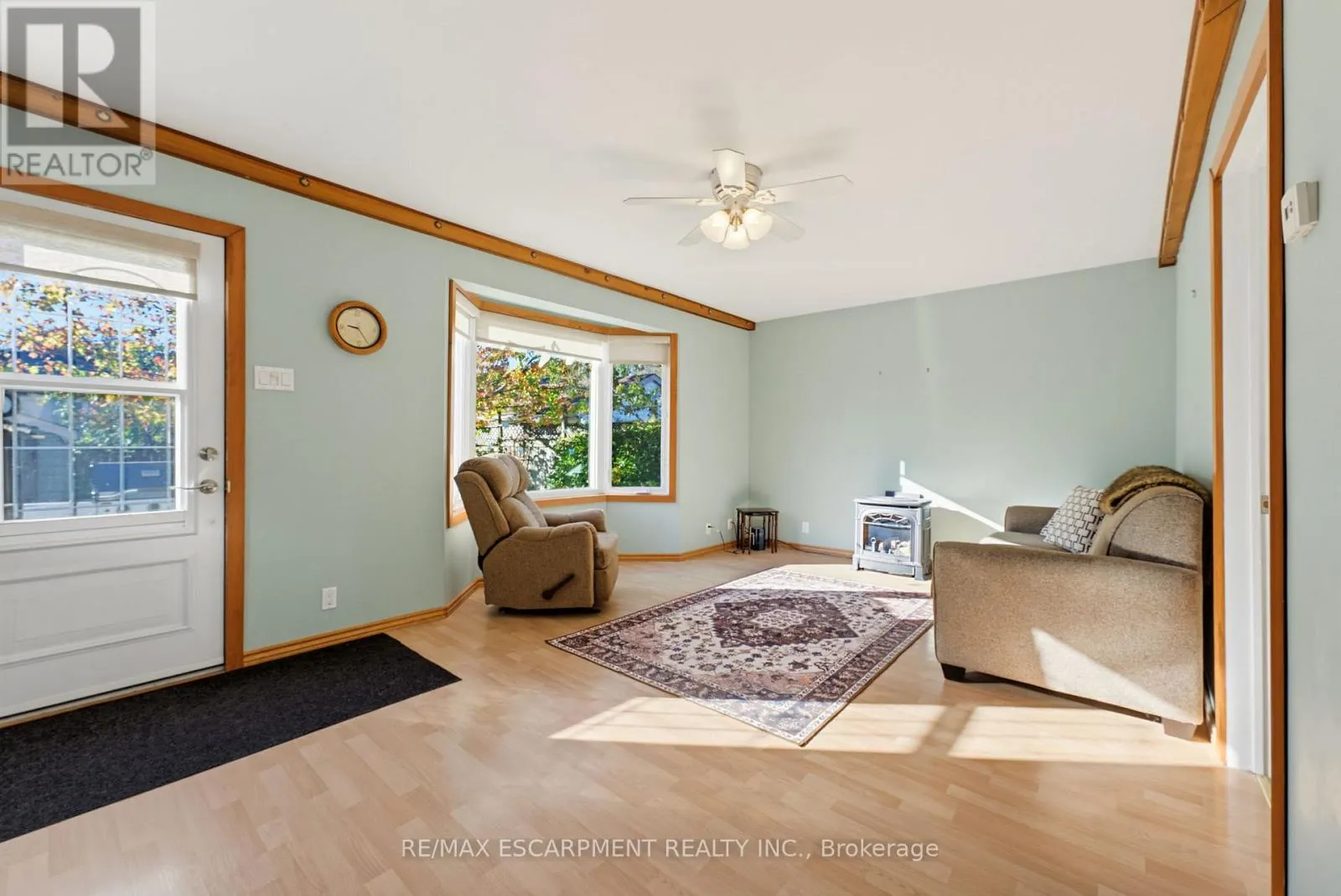 9 SPENCER AVENUE