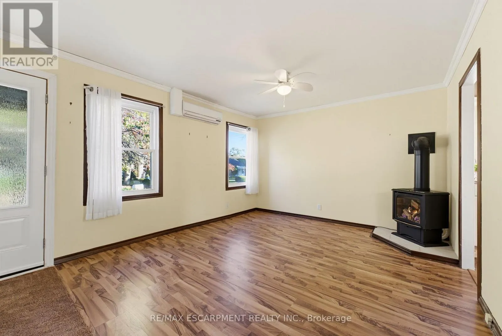 9 SPENCER AVENUE