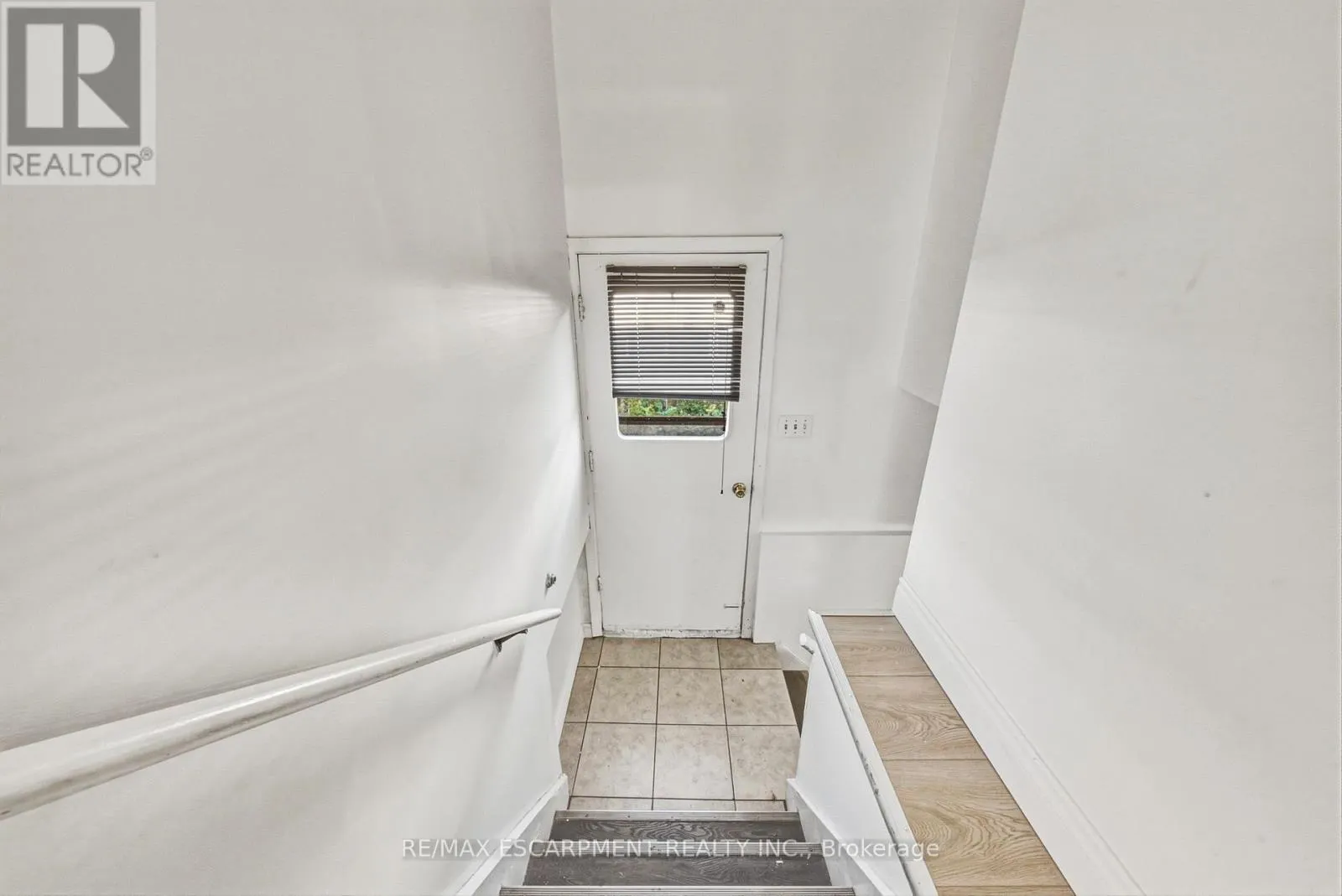 928 UPPER GAGE AVENUE