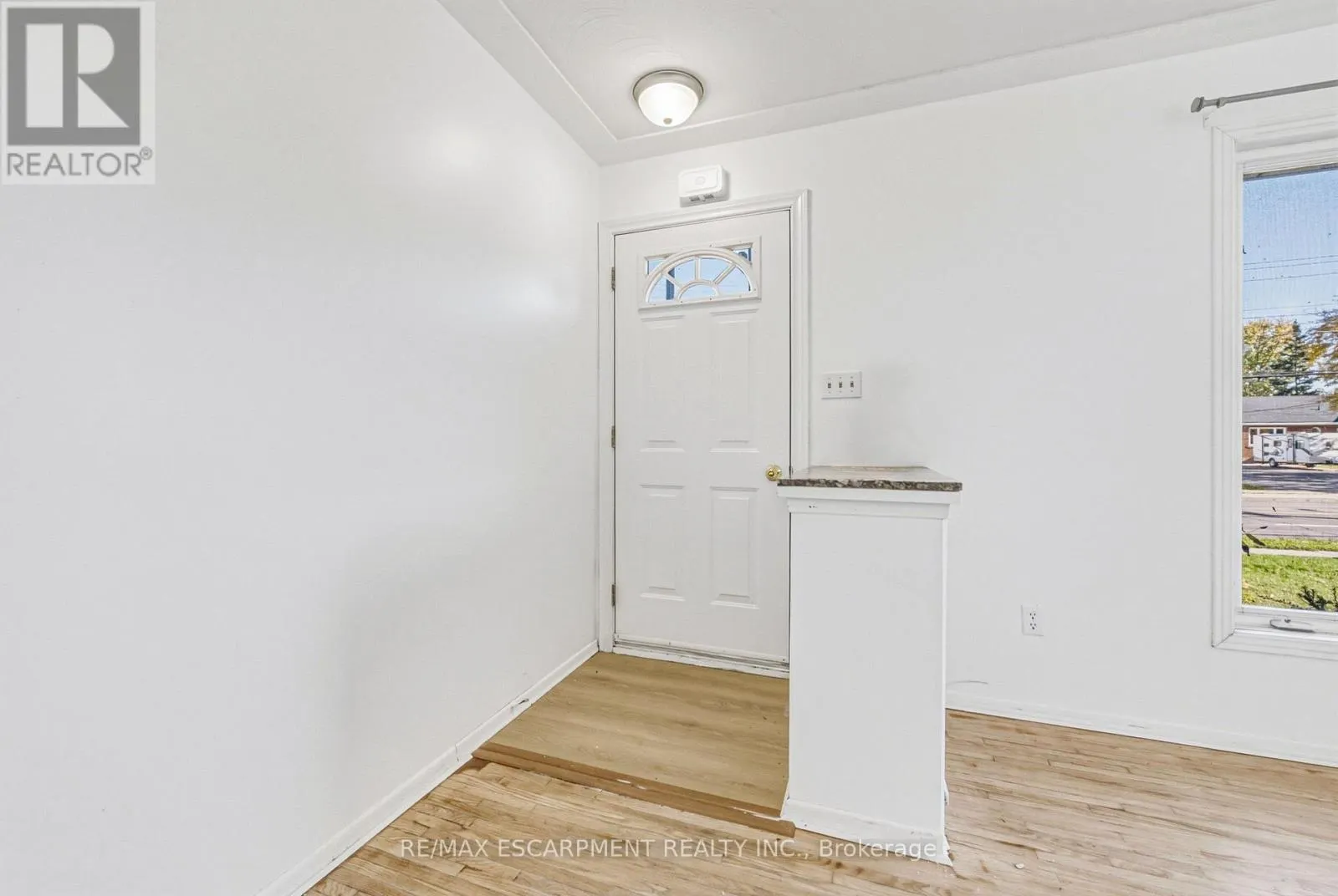 928 UPPER GAGE AVENUE