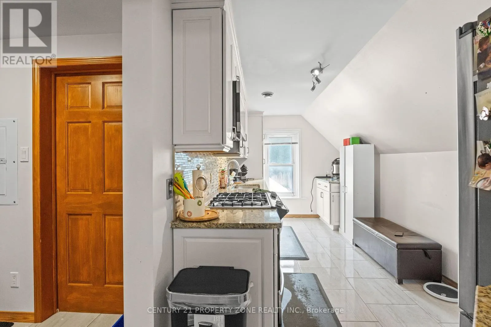 436 SECOND STREET E