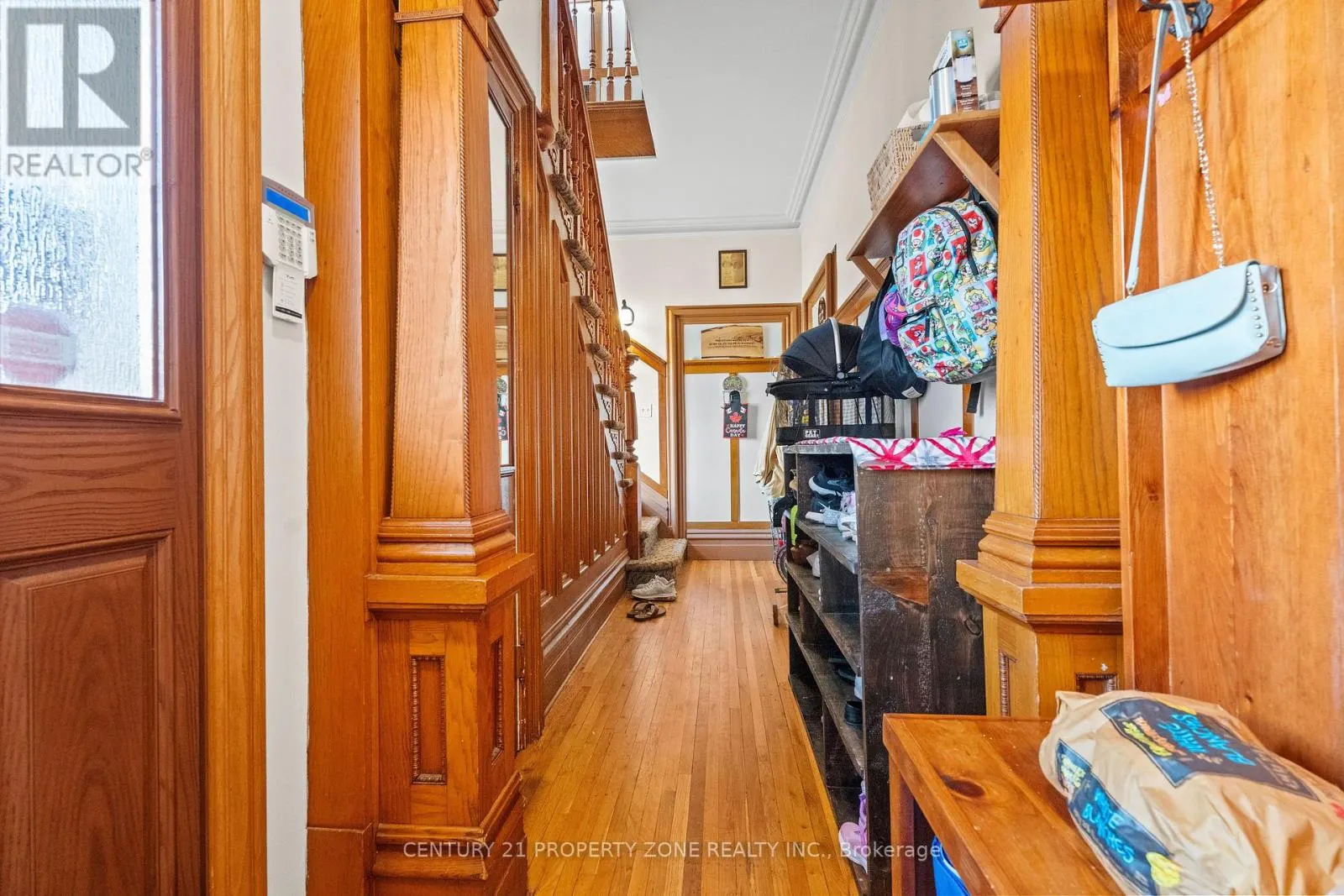 436 SECOND STREET E
