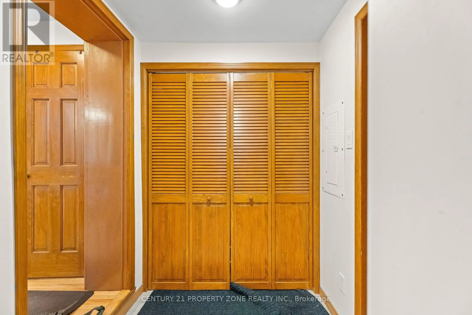436 SECOND STREET E