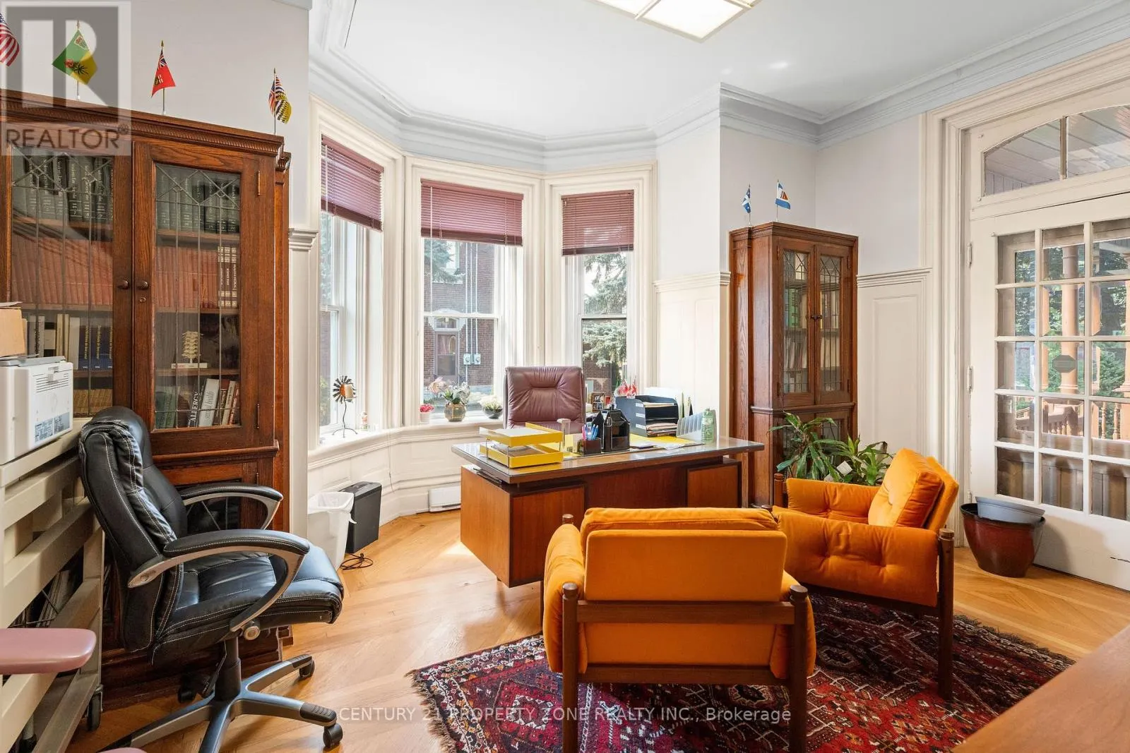 436 SECOND STREET E