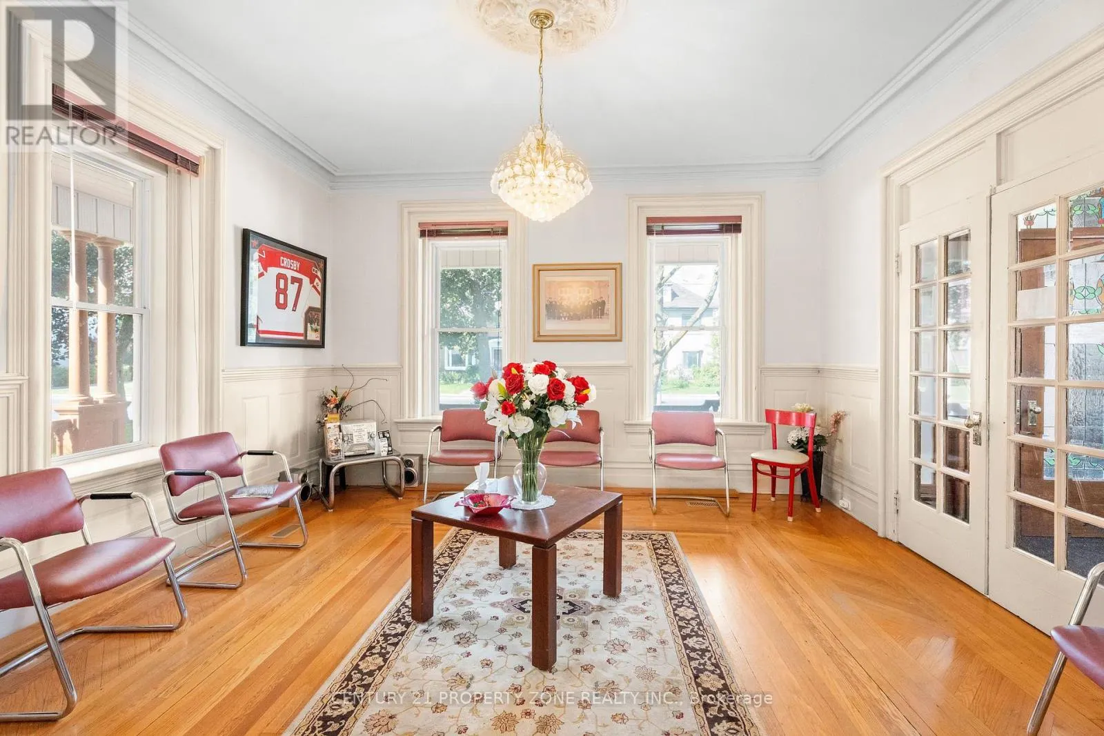 436 SECOND STREET E