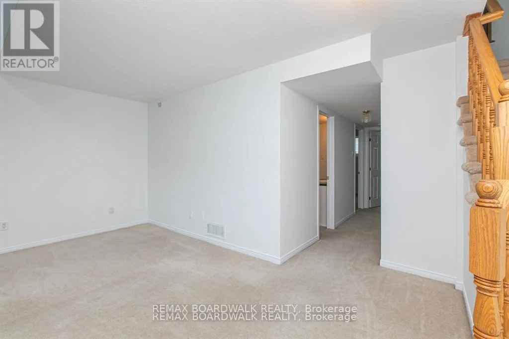 250 GERSHWIN PRIVATE