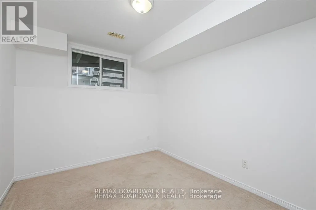 250 GERSHWIN PRIVATE