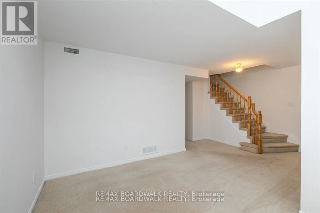 250 GERSHWIN PRIVATE