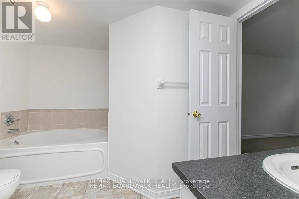 250 GERSHWIN PRIVATE