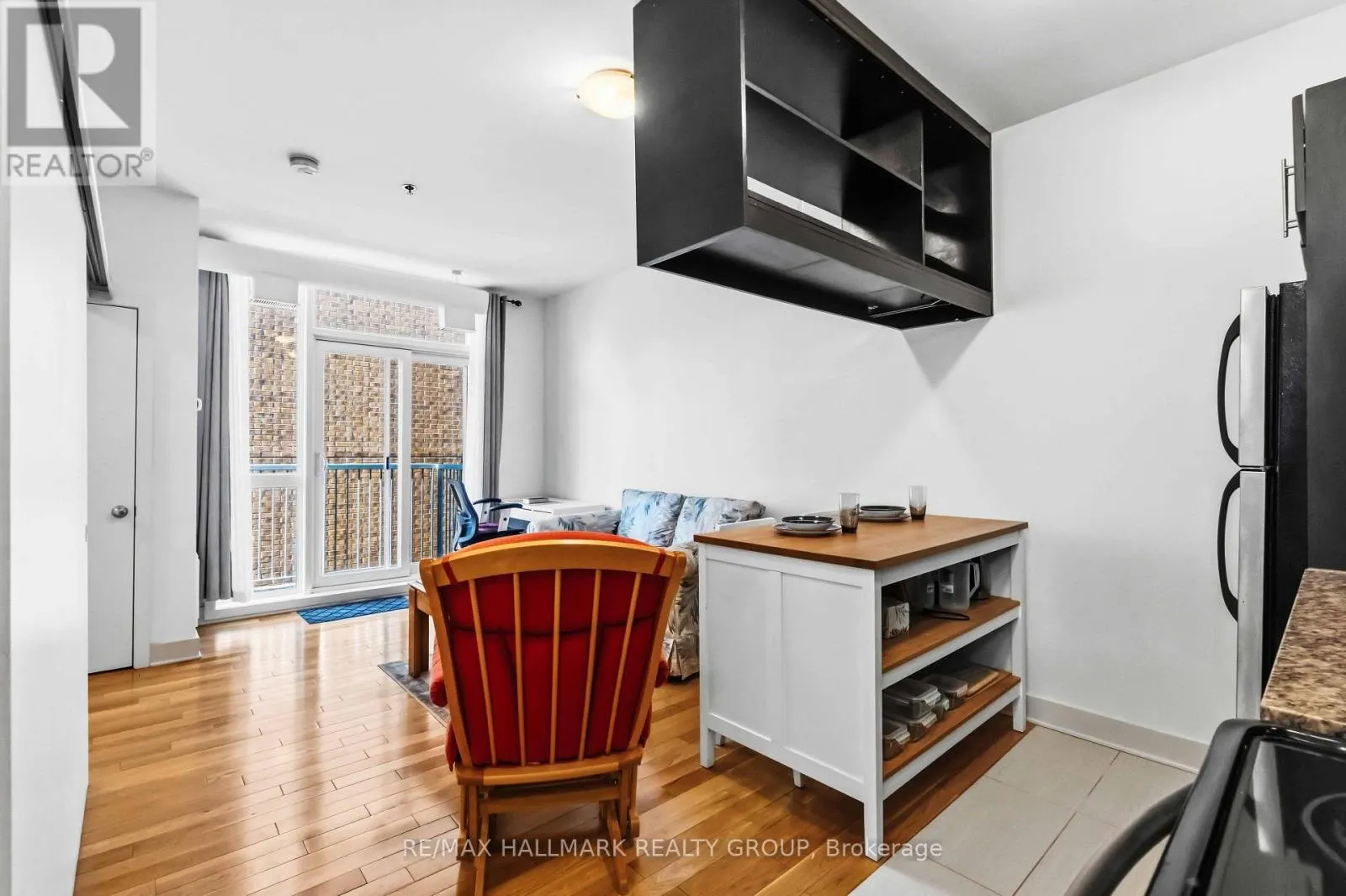 405 - 360 CUMBERLAND STREET