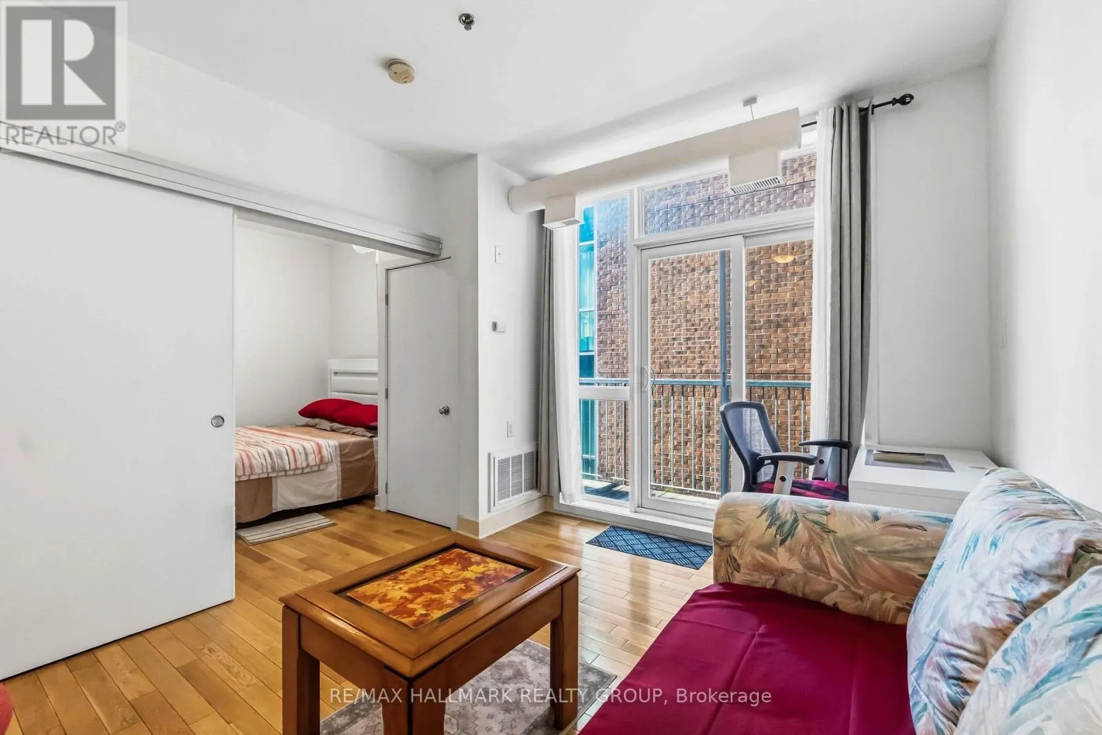 405 - 360 CUMBERLAND STREET