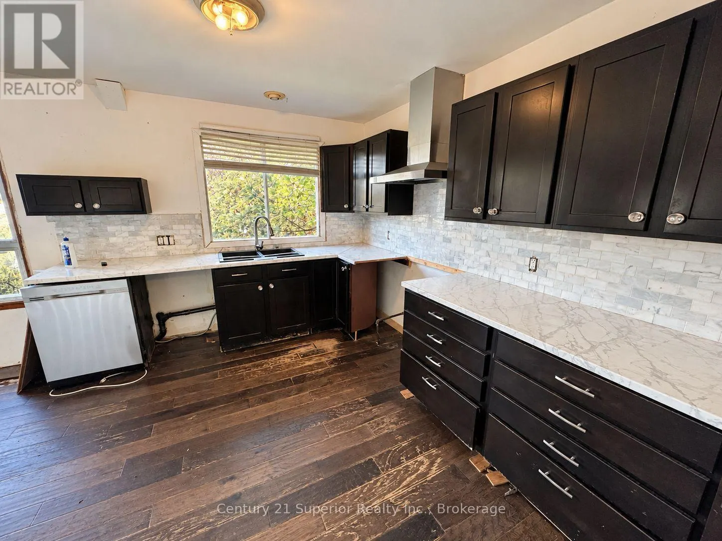162 GREENMANTLE DRIVE