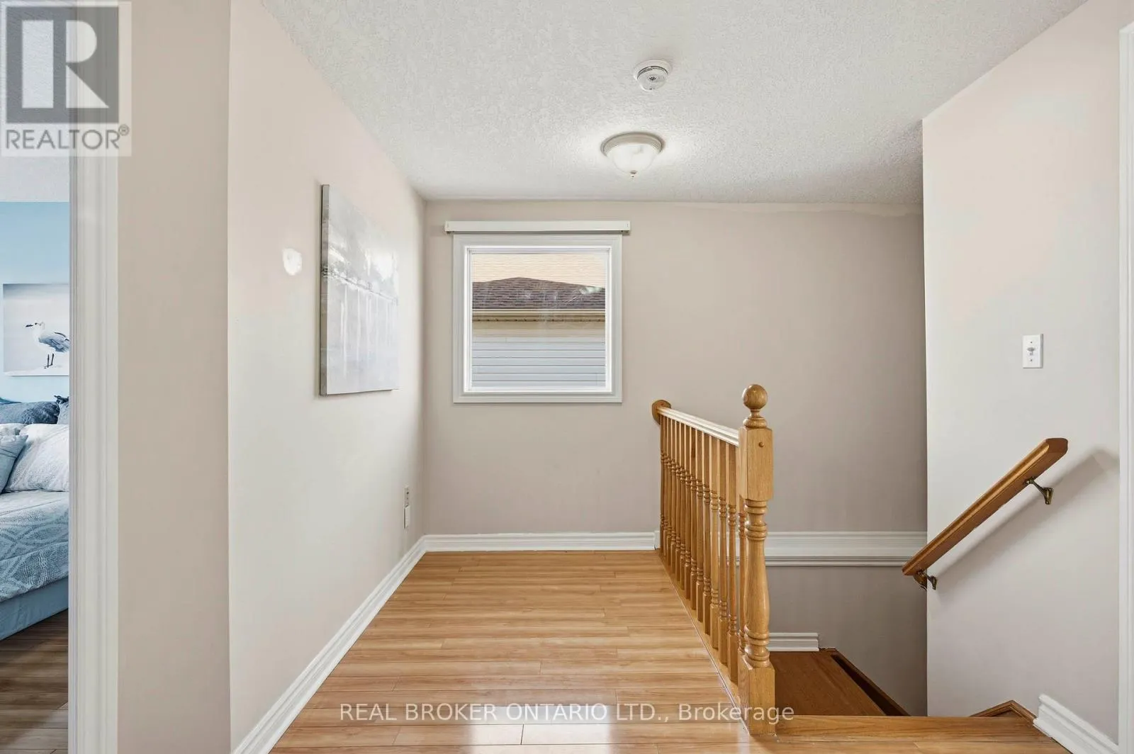 26 CASTLEBURY DRIVE