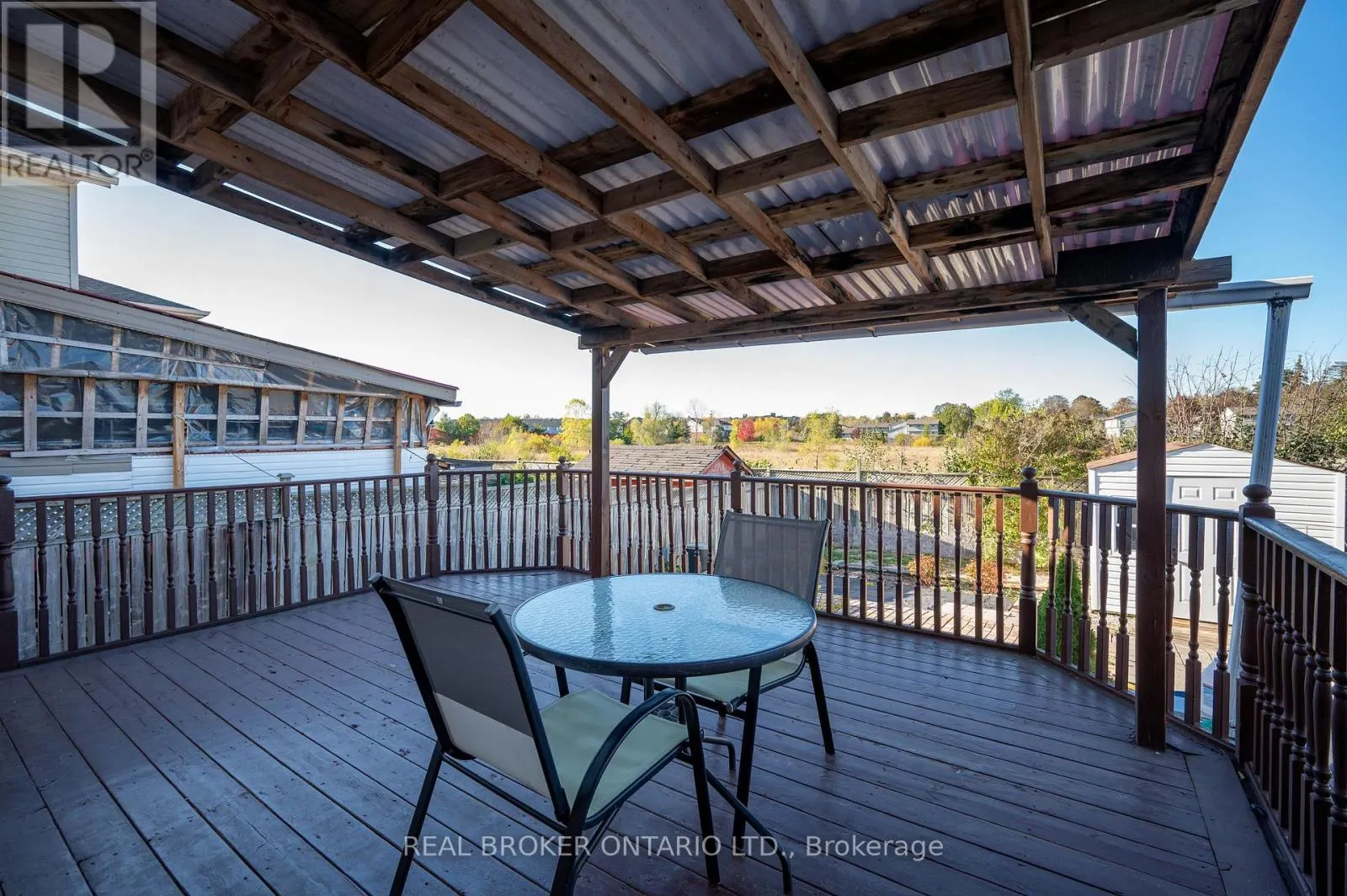 26 CASTLEBURY DRIVE