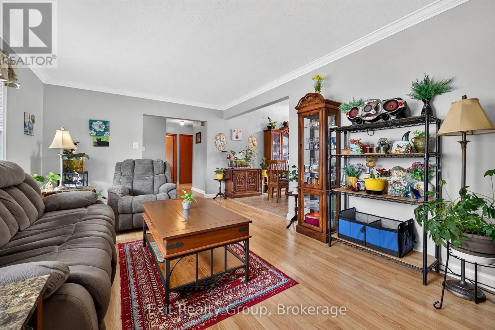 41 SECOND AVENUE