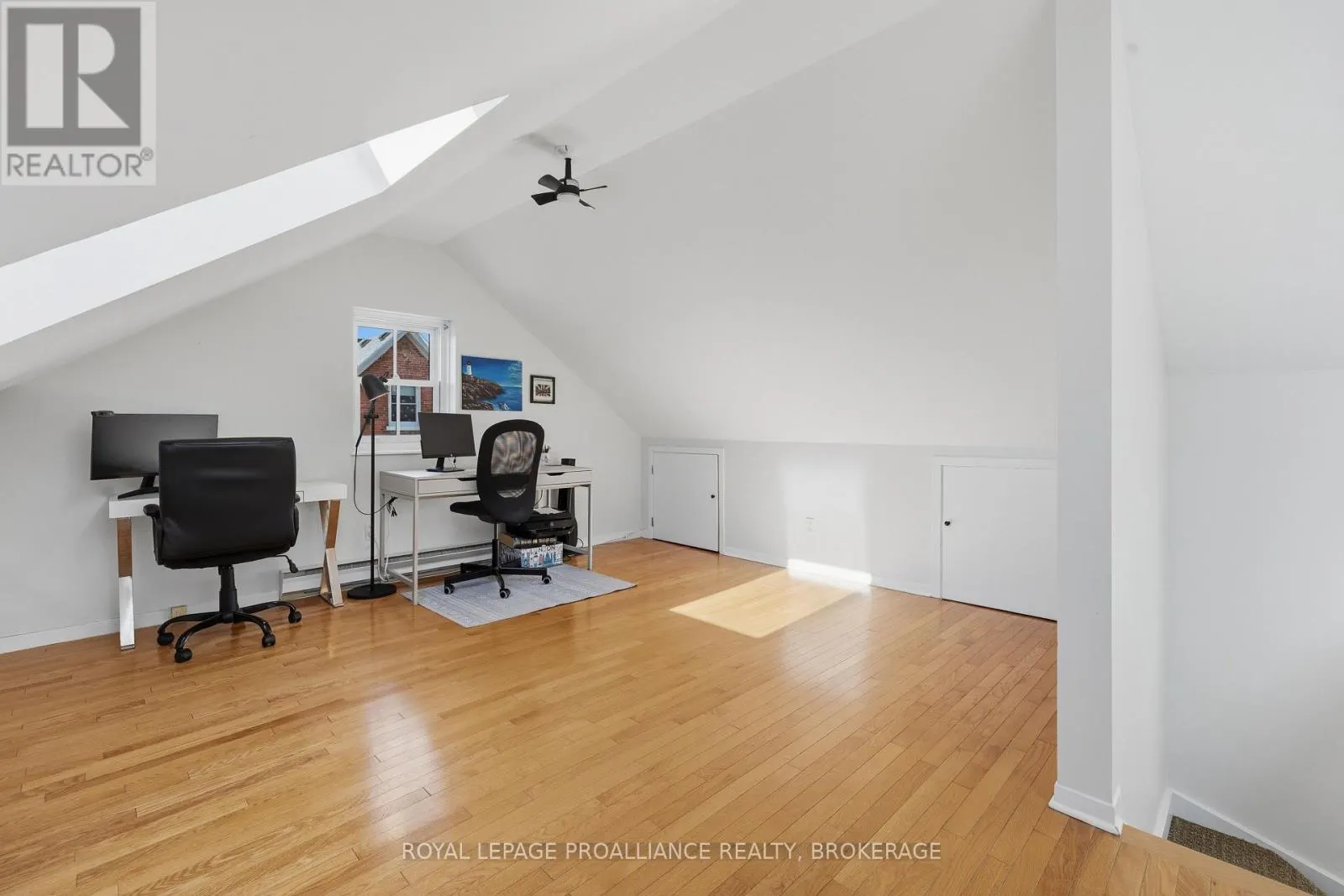 2 - 41 WILLIAM STREET #2
